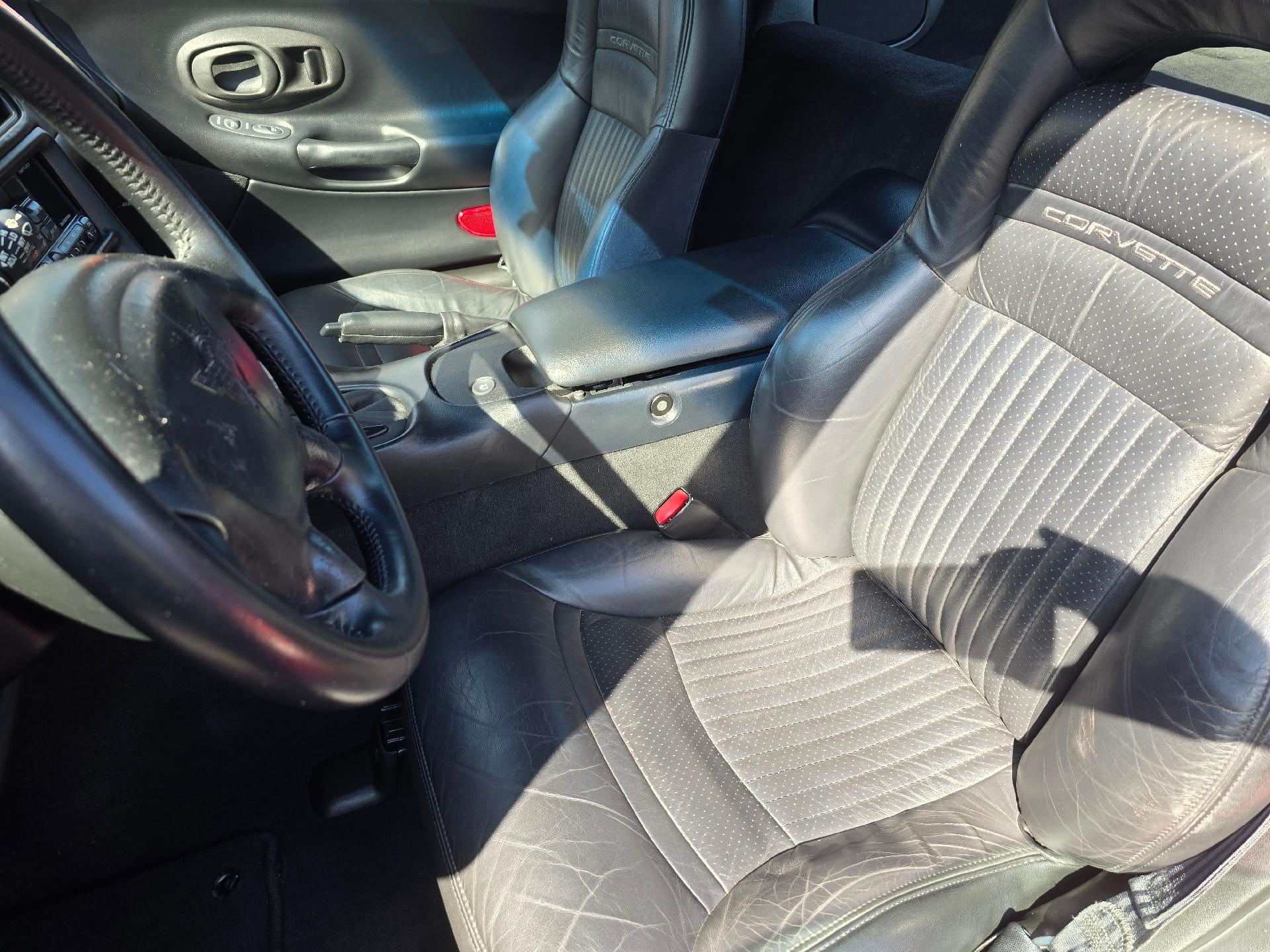 1998 Chevrolet Corvette Base