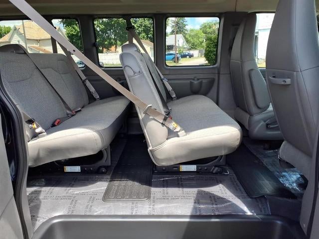 2026 Chevrolet Express Passenger 1LT