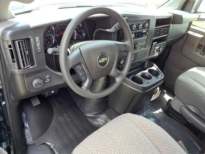 2026 Chevrolet Express Passenger 1LT