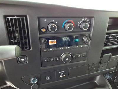 2026 Chevrolet Express Passenger 1LT