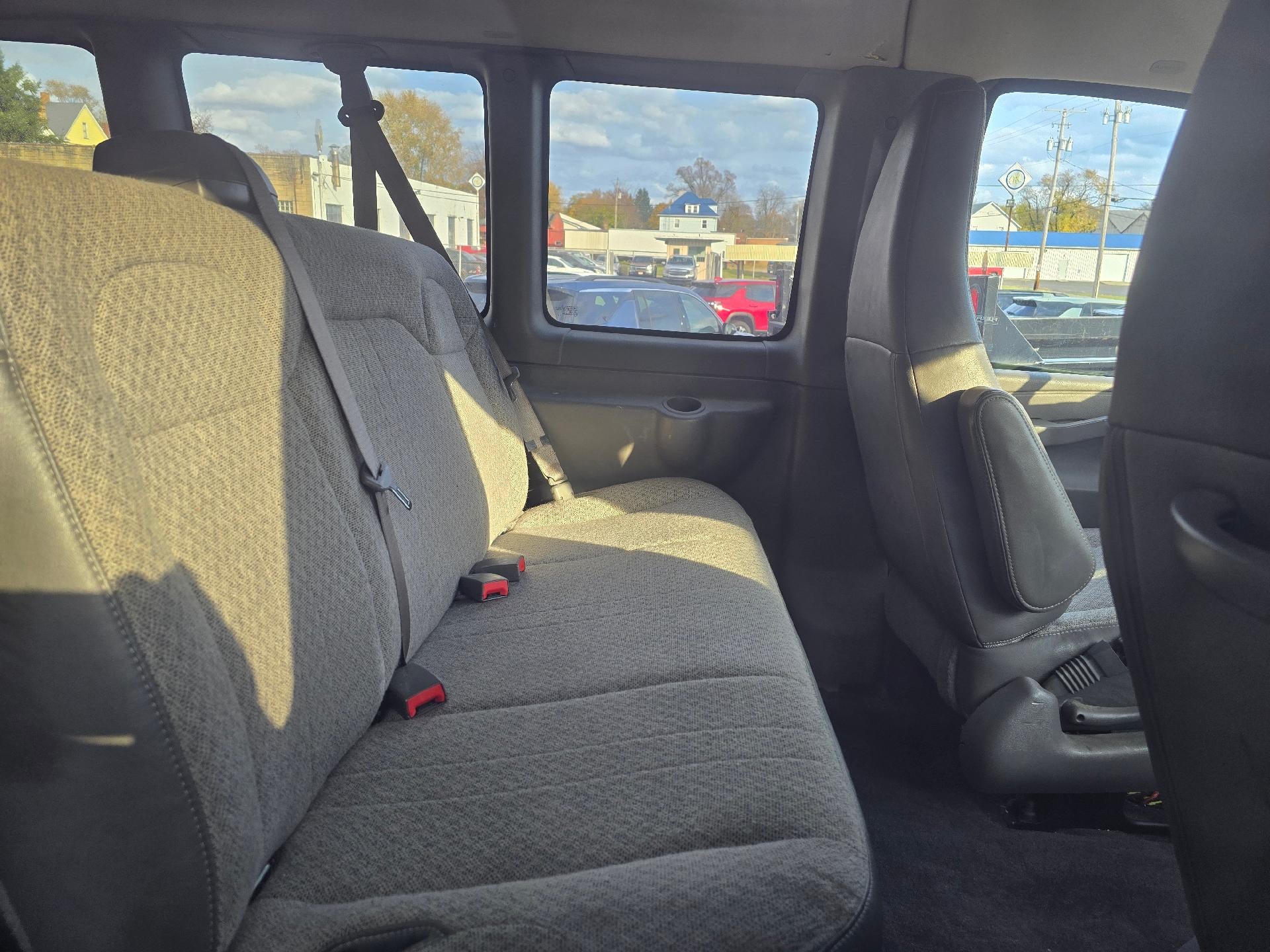 2019 Chevrolet Express Passenger 3500 LT