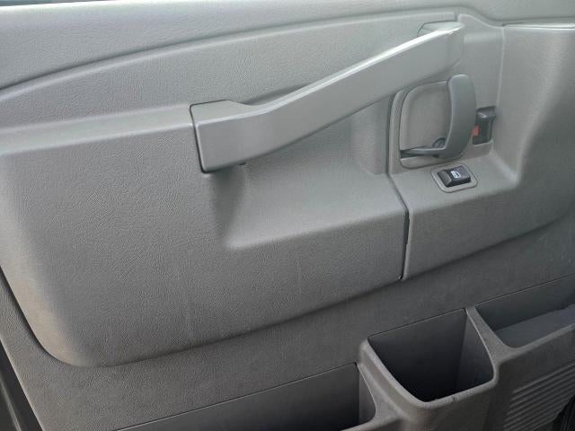 2020 Chevrolet Express Passenger 3500 1LT