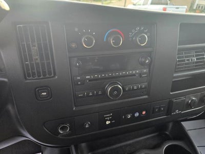 2020 Chevrolet Express Passenger 3500 1LT
