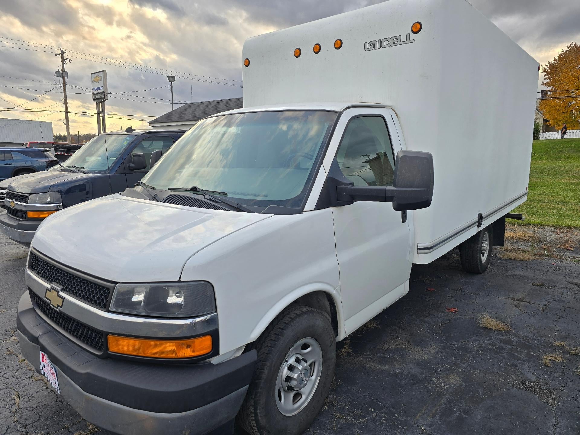 2017 Chevrolet Express Cutaway 3500 Base