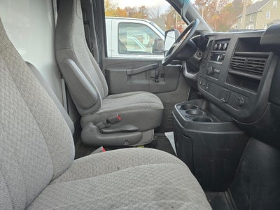 2017 Chevrolet Express Cutaway 3500 Base