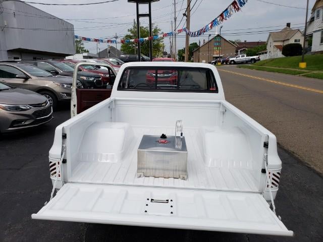 1986 Chevrolet Pickup Base