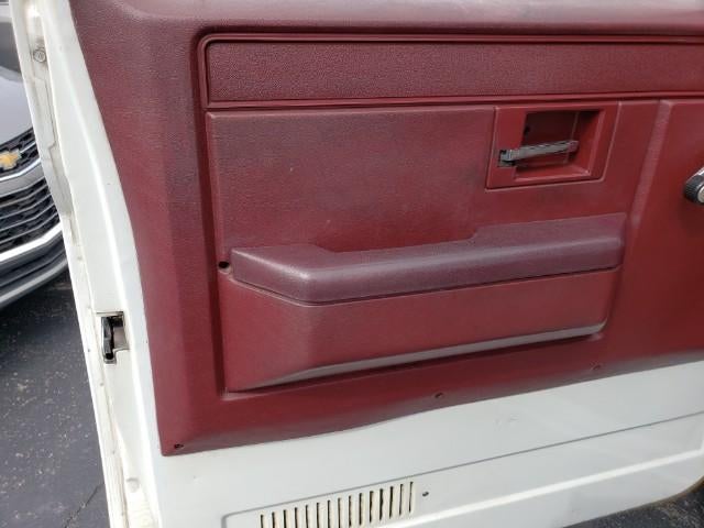 1986 Chevrolet Pickup Base