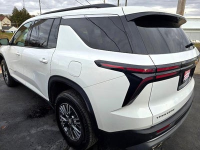 2024 Chevrolet Traverse LT