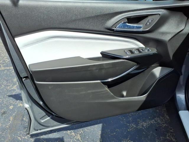 2026 Chevrolet Trax LT - Photo 8